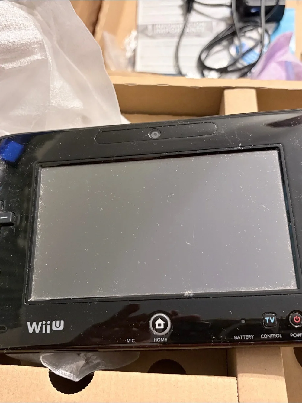 Nintendo Wii U Console Bundle with Mario Kart 8 Artwork – Black & Blue